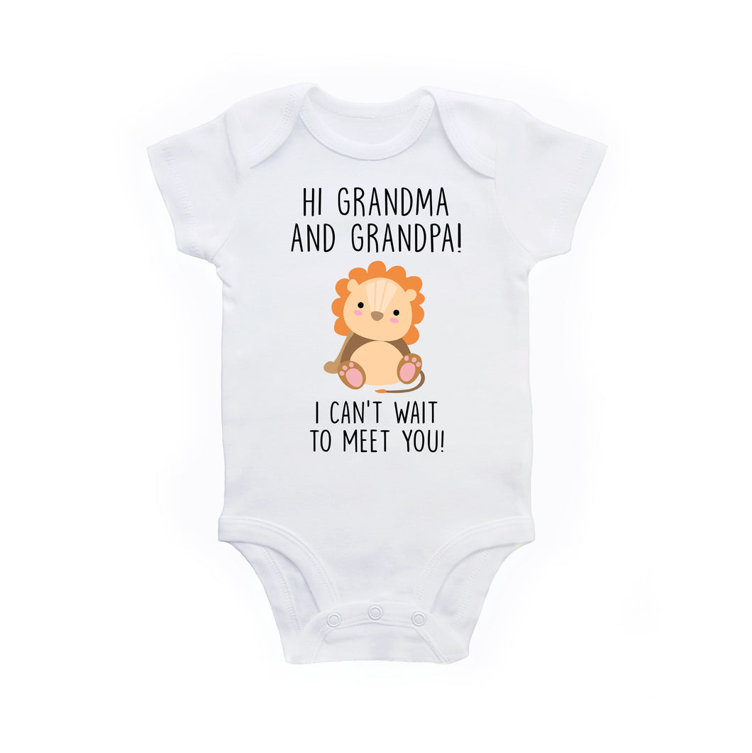 Pregnancy Announcement to Grandparents Hi Grandma and Grandpa Baby Bodysuit - Lion